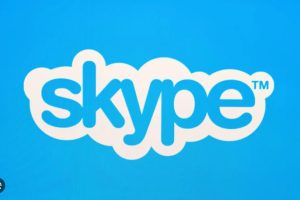 如何在Skype中添加新的联系人？