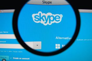 Skype如何与Outlook同步联系人？